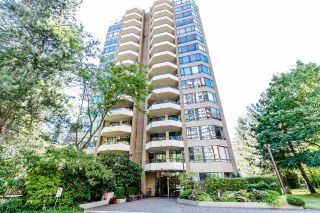 Photo 2: 303 6282 KATHLEEN Avenue in Burnaby: Metrotown Condo for sale in "THE EMPRESS" (Burnaby South)  : MLS®# R2289687