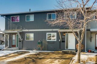 Photo 1: 302 120 Silvercreek Close NW in Calgary: Silver Springs Row/Townhouse for sale : MLS®# A1184068