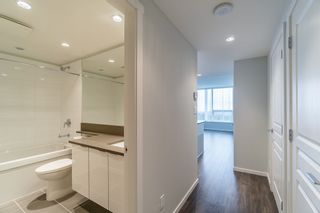 Photo 4: 2906 5883 BARKER Avenue in Burnaby: Metrotown Condo for sale in "ALDYNE ON THE PARK" (Burnaby South)  : MLS®# R2214724