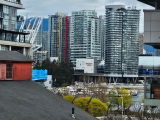 Photo 10: 608 88 W 1ST Avenue in Vancouver: False Creek Condo for sale in "THE ONE" (Vancouver West)  : MLS®# R2871213