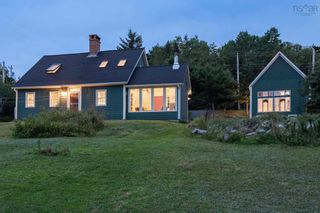 Photo 2: 2691 Highway 329 in Northwest Cove: 405-Lunenburg County Residential for sale (South Shore)  : MLS®# 202200947
