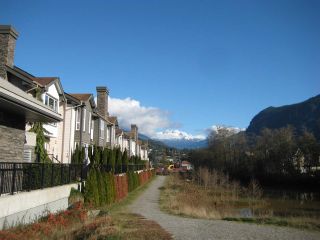 Photo 11: 7 1204 MAIN Street in Squamish: Downtown SQ Townhouse for sale in "Aqua" : MLS®# R2221576