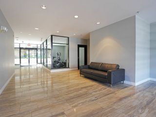 Photo 2: 311 7727 ROYAL OAK Avenue in Burnaby: South Slope Condo for sale in "SEQUEL" (Burnaby South)  : MLS®# R2247557