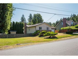 Photo 2: 31570 MONTE VISTA Crescent in Abbotsford: Abbotsford West House for sale : MLS®# R2394949