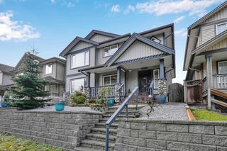 Photo 2: 12157 232 Street in Maple Ridge: East Central House for sale in "Blossom Park" : MLS®# R2646560
