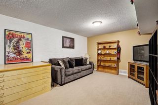 Photo 17: 8347 CENTRE Street NW in Calgary: Beddington Heights House for sale