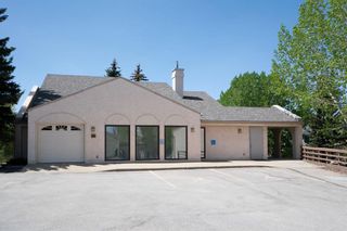 Photo 41: 21 Sandarac Circle NW in Calgary: Sandstone Valley Row/Townhouse for sale : MLS®# A2048786