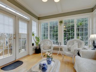Photo 11: 228 St. Andrews St in Victoria: Vi James Bay House for sale : MLS®# 892035