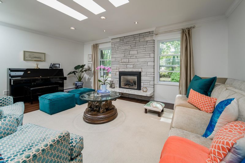 FEATURED LISTING: 2973 28TH Avenue West Vancouver