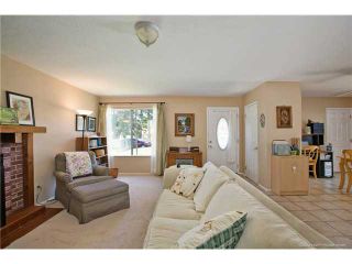 Photo 4: SPRING VALLEY House for sale : 3 bedrooms : 1015 MARIA