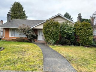 Photo 1: 5855 WILLOW Street in Vancouver: Oakridge VW House for sale (Vancouver West)  : MLS®# R2875852