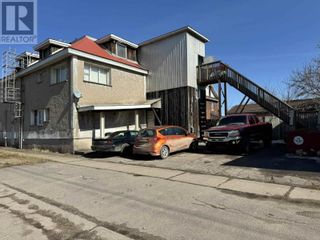 Photo 2: 387 Cathcart ST in Sault Ste. Marie: Multi-family for sale : MLS®# SM240540
