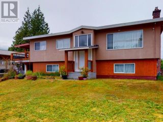 Photo 2: 3823 SELKIRK AVE in Powell River: House for sale : MLS®# 17139