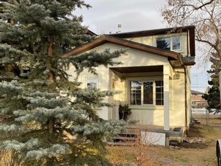 Photo 1: 4620 83 Street NW in Calgary: Bowness Detached for sale : MLS®# A1164305