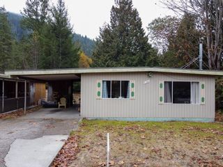 Photo 1: 5196 SUMMIT Road in Madeira Park: Pender Harbour Egmont House for sale (Sunshine Coast)  : MLS®# R2737788