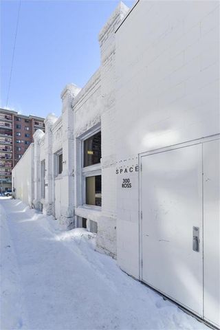 Photo 4: 200 Princess Street in Winnipeg: Exchange District Industrial / Commercial / Investment for sale (9A)  : MLS®# 202302112