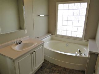Photo 15: 52 45918 KNIGHT Road in Sardis: Sardis East Vedder Rd House for sale in "Country Park Village" : MLS®# R2398565