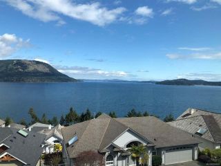 Photo 3: 409 Seaview Pl in COBBLE HILL: ML Cobble Hill House for sale (Malahat & Area)  : MLS®# 810825
