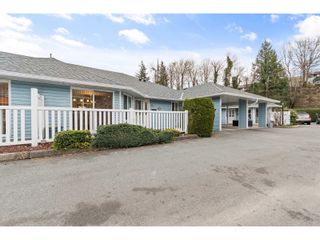 Photo 3: 58 34959 OLD CLAYBURN ROAD in Abbotsford: House for sale : MLS®# R2879305