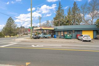 Photo 1: 800 W Burnside Rd in Saanich: SW Marigold Business for sale (Saanich West)  : MLS®# 932000