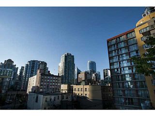 Photo 8: 315 1255 SEYMOUR Street in Vancouver: Downtown VW Townhouse for sale in "The Elan" (Vancouver West)  : MLS®# V1077114