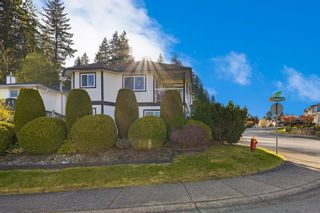 Photo 2: 609 DECKER Place in Coquitlam: Coquitlam East House for sale : MLS®# R2870567