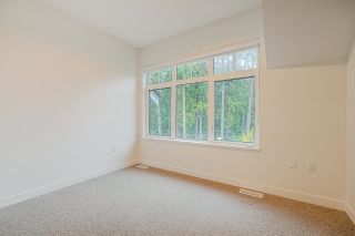 Photo 10: 6 1960 GLENAIRE Drive in North Vancouver: Pemberton NV Townhouse for sale in "Holland Row" : MLS®# R2734923