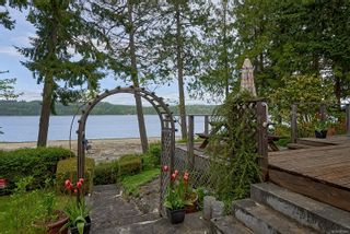 Photo 2: 7702 Ships Point Rd in Fanny Bay: CV Union Bay/Fanny Bay House for sale (Comox Valley)  : MLS®# 903583