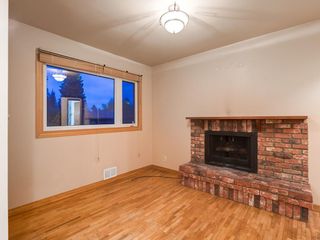 Photo 11: 3703 SPRUCE Drive SW in Calgary: Spruce Cliff Detached for sale : MLS®# C4205805