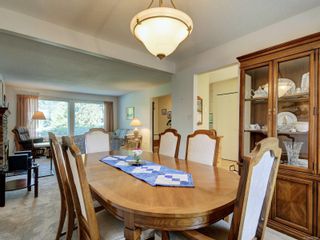 Photo 8: 547 Normandy Rd in Saanich: SW Royal Oak House for sale (Saanich West)  : MLS®# 911959