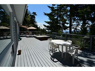 Photo 3: 5623 LEANING TREE Road in Halfmoon Bay: Halfmn Bay Secret Cv Redroofs House for sale in "LEANING TREE" (Sunshine Coast)  : MLS®# V1040649