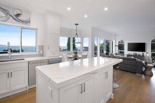 Photo 10: 14357 SUNSET Drive: White Rock House for sale in "Panoramic Ocean & Mnt Baker" (South Surrey White Rock)  : MLS®# R2819733