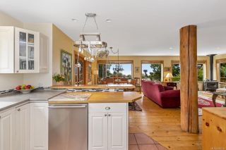 Photo 10: 4660 Otter Point Pl in Sooke: Sk Otter Point House for sale : MLS®# 850236
