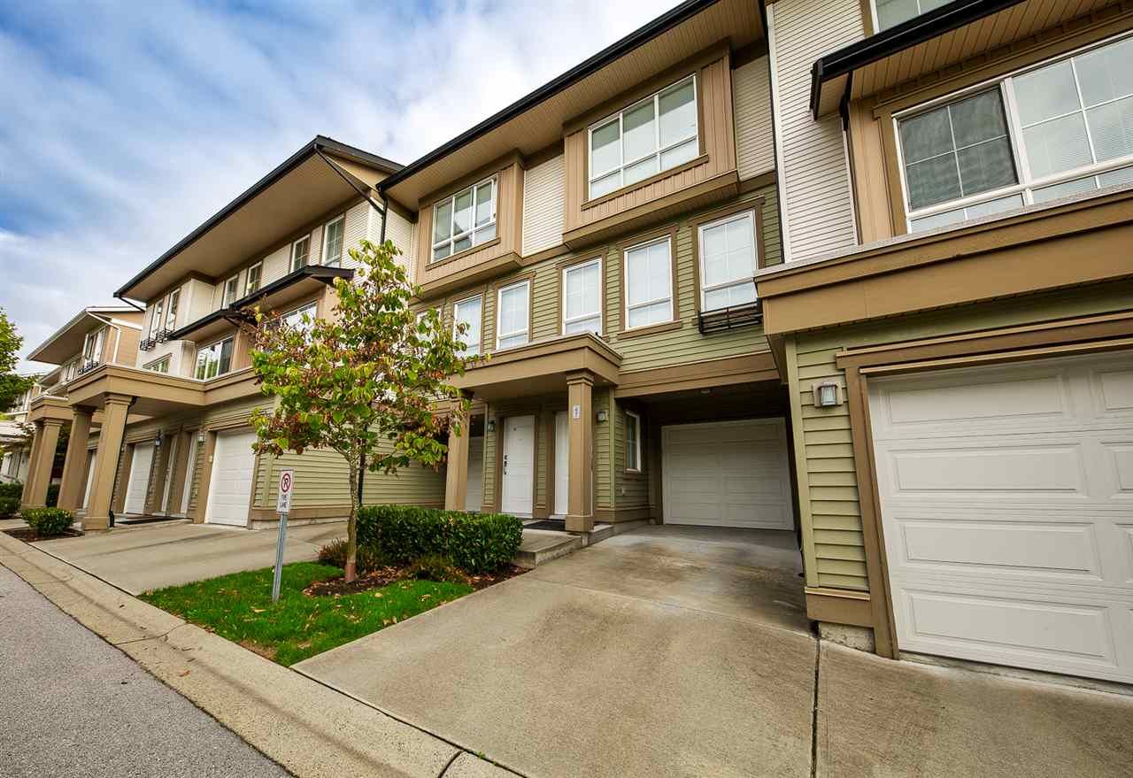 Main Photo: 47 19505 68A Avenue in Surrey: Clayton Townhouse for sale in "CLAYTON RISE" (Cloverdale)  : MLS®# R2324679