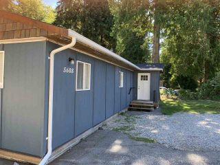 Photo 3: 5608 WAKEFIELD Road in Sechelt: Sechelt District Manufactured Home for sale (Sunshine Coast)  : MLS®# R2492795