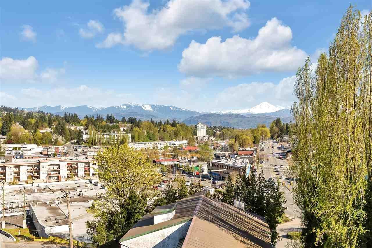Photo 4: Photos: 507 33568 GEORGE FERGUSON Way in Abbotsford: Central Abbotsford Condo for sale in "The Edge" : MLS®# R2620398