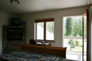 Photo 2: 8160 Muirfield Crescent in Whistler: Nicklaus North House for sale