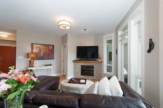 Photo 5: 334 4280 Moncton Street in The Village: Steveston South Home for sale () 
