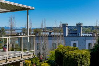 Photo 1: 303 70 RICHMOND STREET in New Westminster: Fraserview NW Condo for sale : MLS®# R2571621