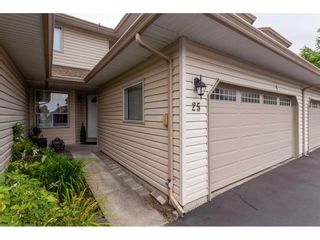 Photo 2: 25 12268 189A Street in Pitt Meadows: Central Meadows Townhouse for sale : MLS®# R2299824