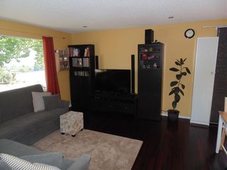 Photo 10: 7419 Hunterview Drive NW in Calgary: Huntington Hills Detached for sale : MLS®# A2014087