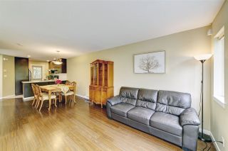 Photo 3: 42 7370 STRIDE Avenue in Burnaby: Edmonds BE Townhouse for sale in "Maplewood Terrace" (Burnaby East)  : MLS®# R2498717