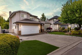 Photo 2: 35418 LETHBRIDGE Drive in Abbotsford: Abbotsford East House for sale in "Sandy Hill" : MLS®# R2584060