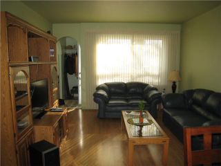 Photo 3: 242 Belvidere Street in WINNIPEG: St James Residential for sale (West Winnipeg)  : MLS®# 1004351