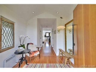Photo 4: 1620 Fernwood Rd in VICTORIA: Vi Fernwood House for sale (Victoria)  : MLS®# 730437