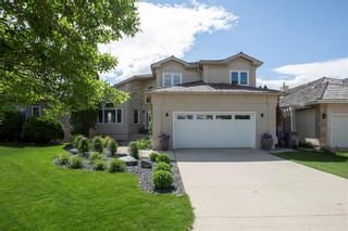 Photo 1: 68 Vanderbilt Drive in Winnipeg: Whyte Ridge Residential for sale (1P)  : MLS®# 202214446