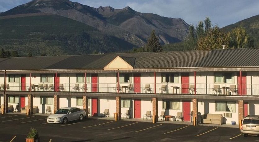 SOLD - Robson Valley BC, 72 rooms Lodge, $3,900,000