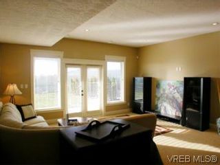 Photo 11: 14 614 Granrose Terr in VICTORIA: Co Latoria Row/Townhouse for sale (Colwood)  : MLS®# 490738