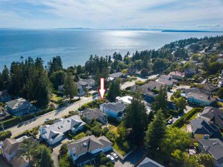 Photo 39: 13419 MARINE Drive in Surrey: Crescent Bch Ocean Pk. House for sale (South Surrey White Rock)  : MLS®# R2492166