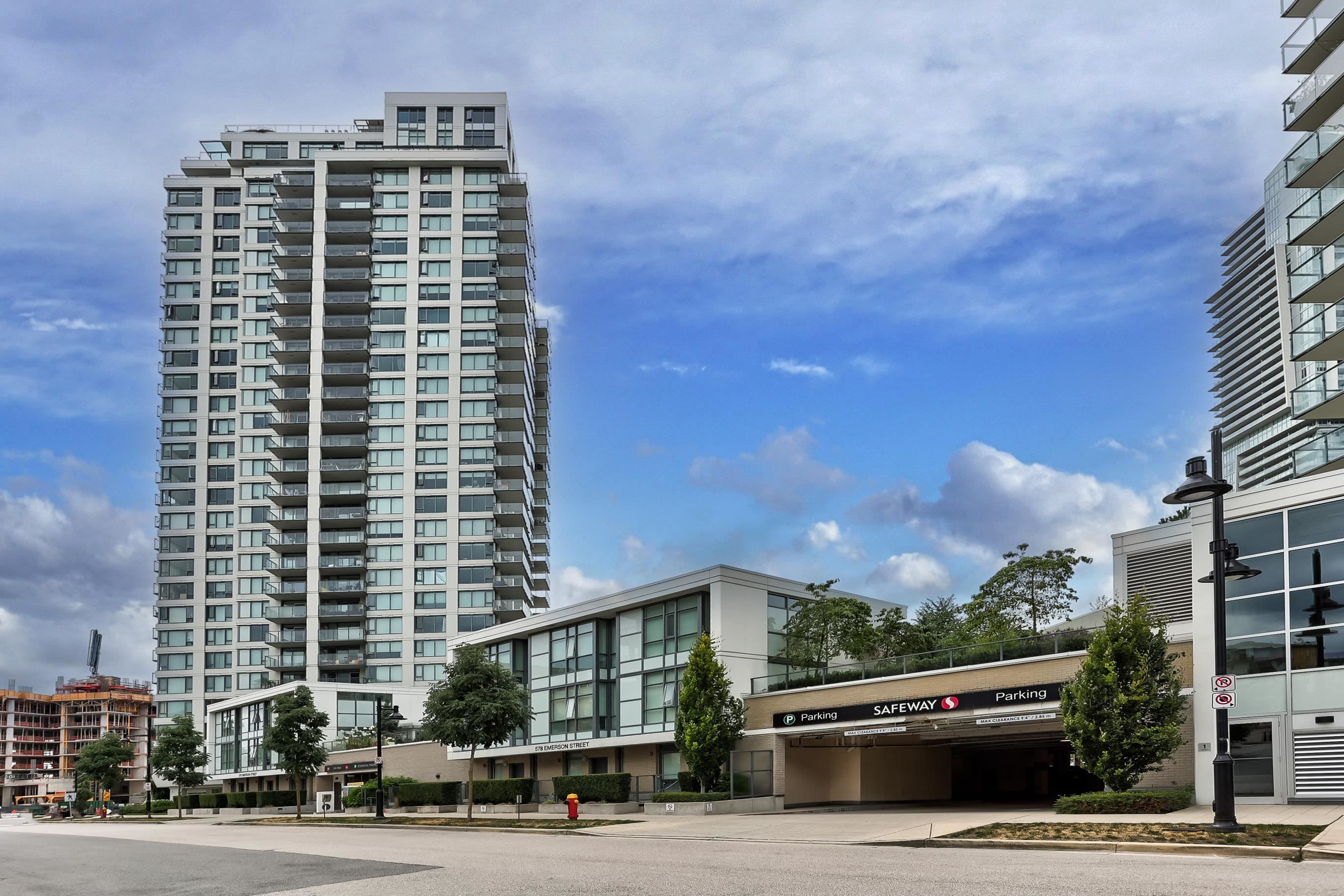 Main Photo: 3004 570 EMERSON Street in Coquitlam: Coquitlam West Condo for sale : MLS®# R2805678
